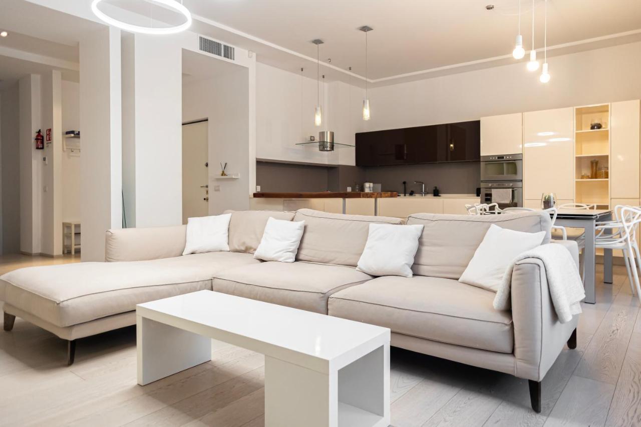 Elegante E Spazioso Quadrilocale In Porta Venezia Milano Dış mekan fotoğraf